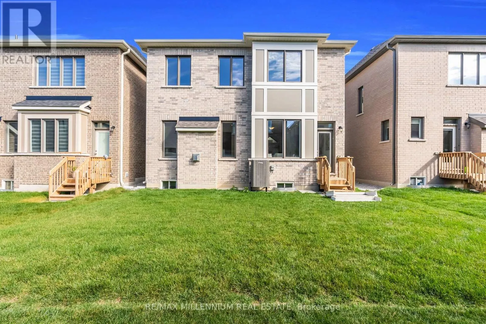 14 CLOUDBERRY STREET