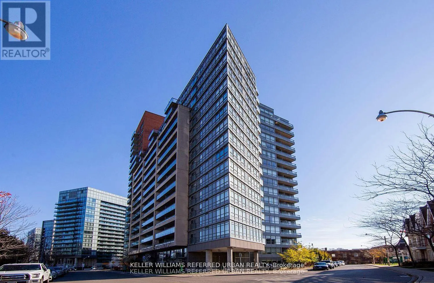1305 - 38 JOE SHUSTER WAY
