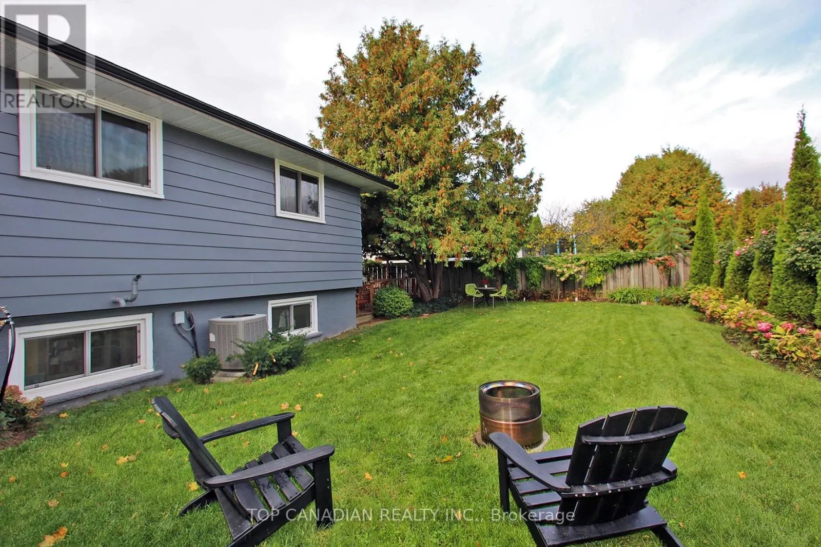 645 CASTLEGUARD CRESCENT