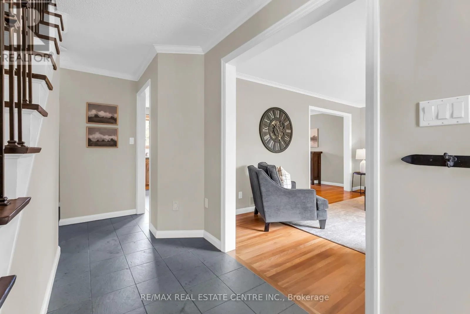 31 METCALFE COURT