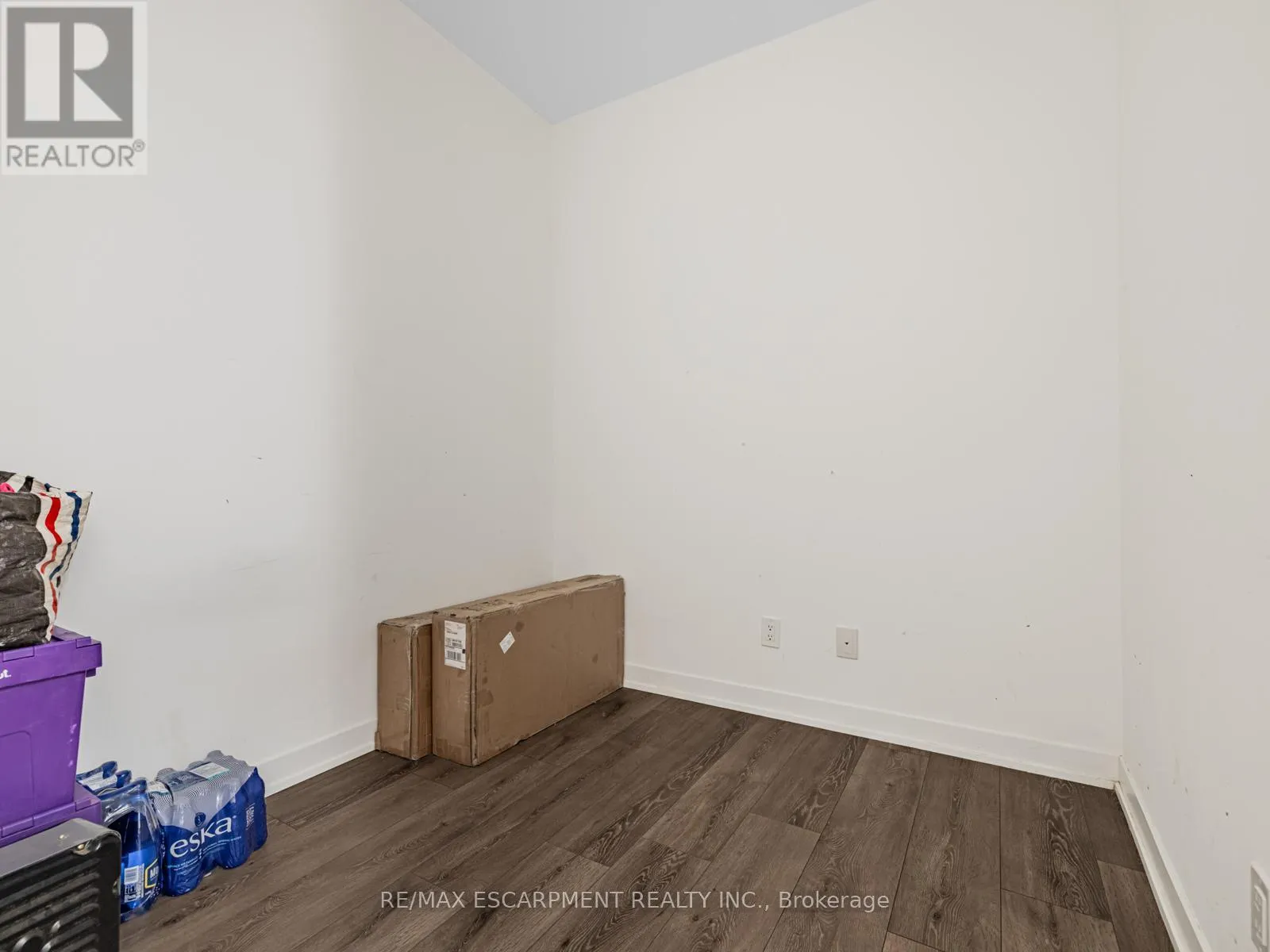 528 - 1787 ST. CLAIR AVENUE W