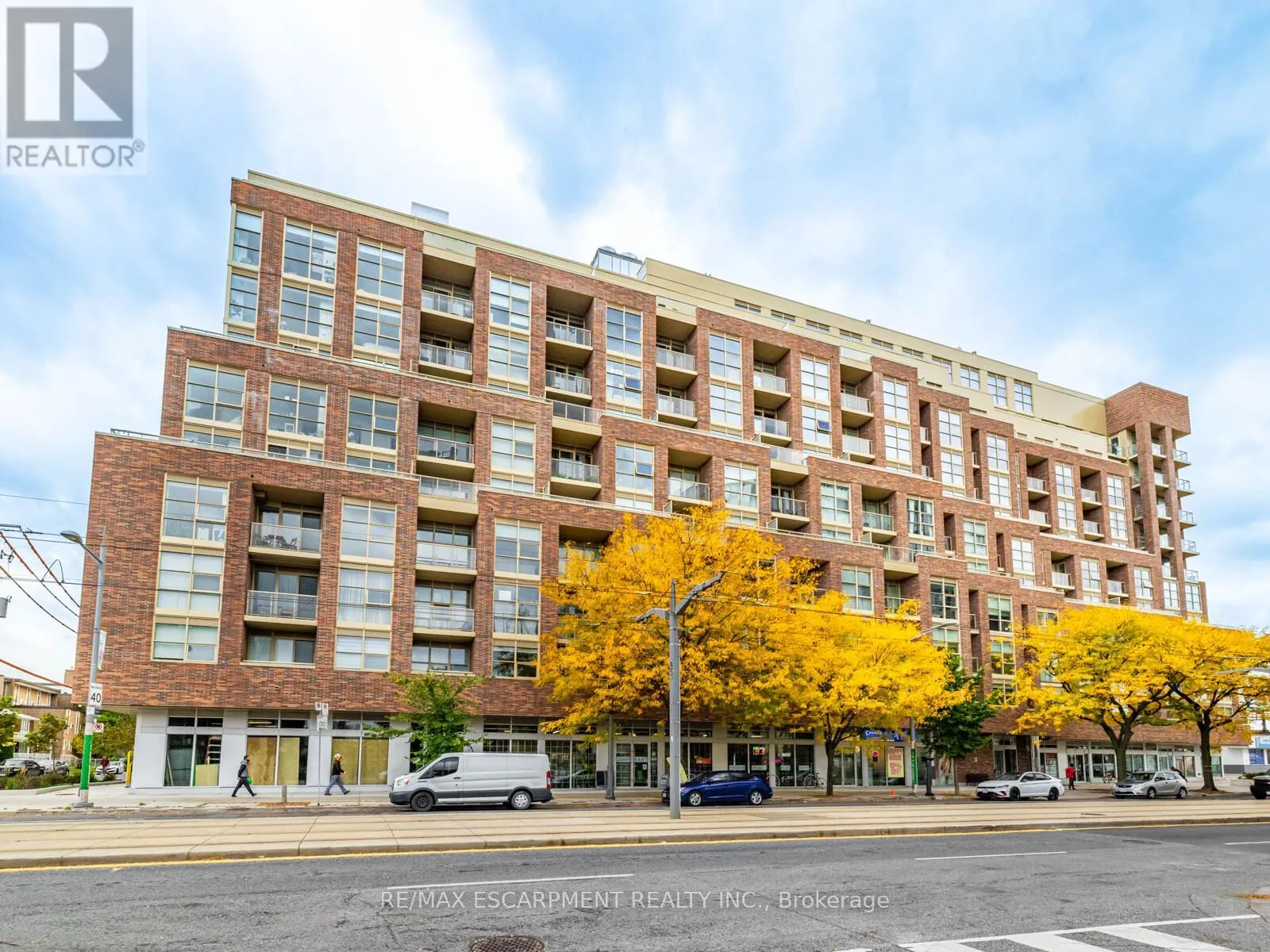 528 - 1787 ST. CLAIR AVENUE W