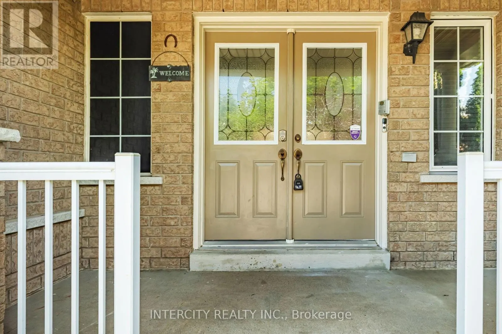 18 SNOWSHOE LANE
