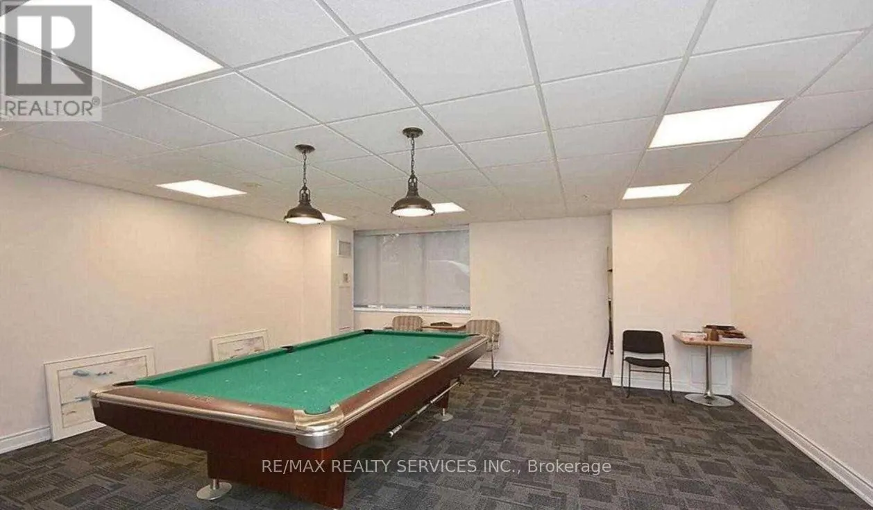 407 - 350 WEBB DRIVE