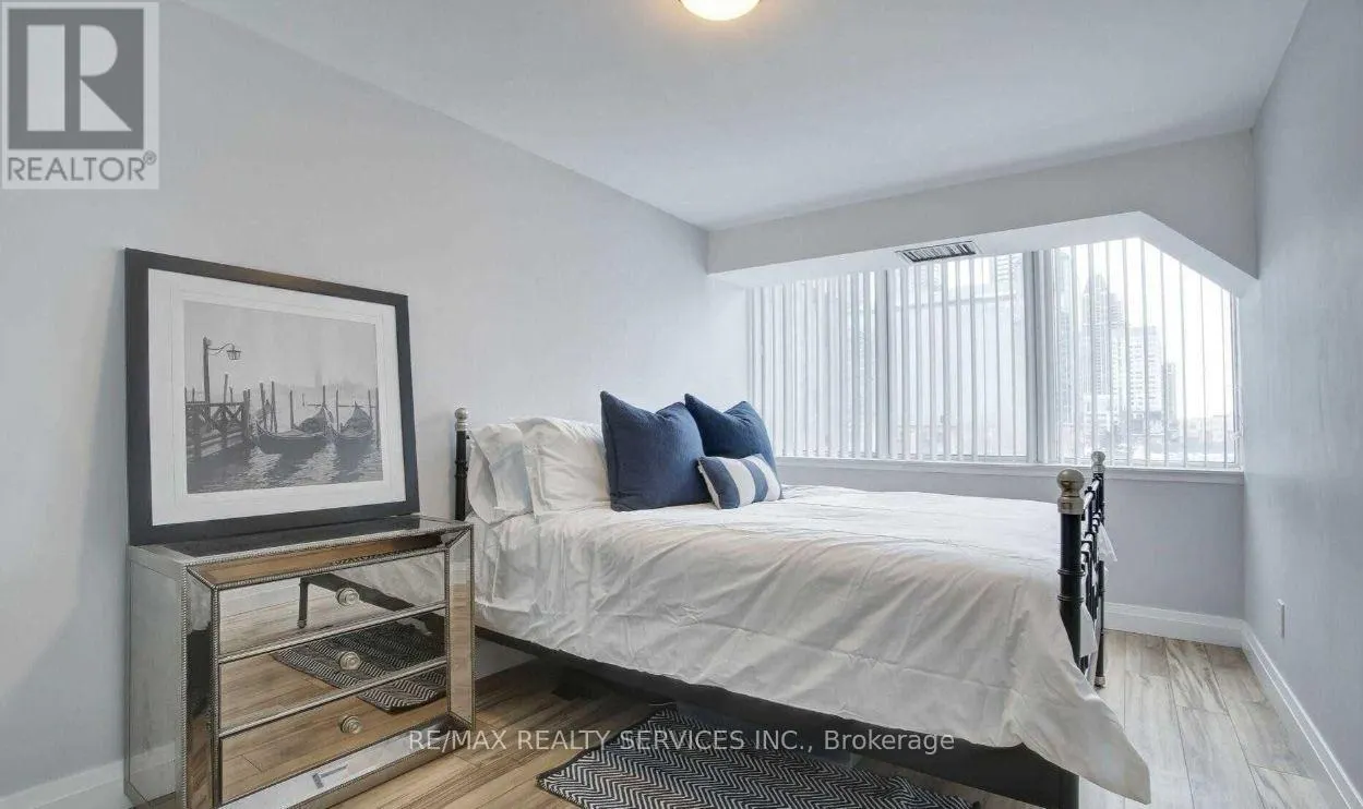 407 - 350 WEBB DRIVE
