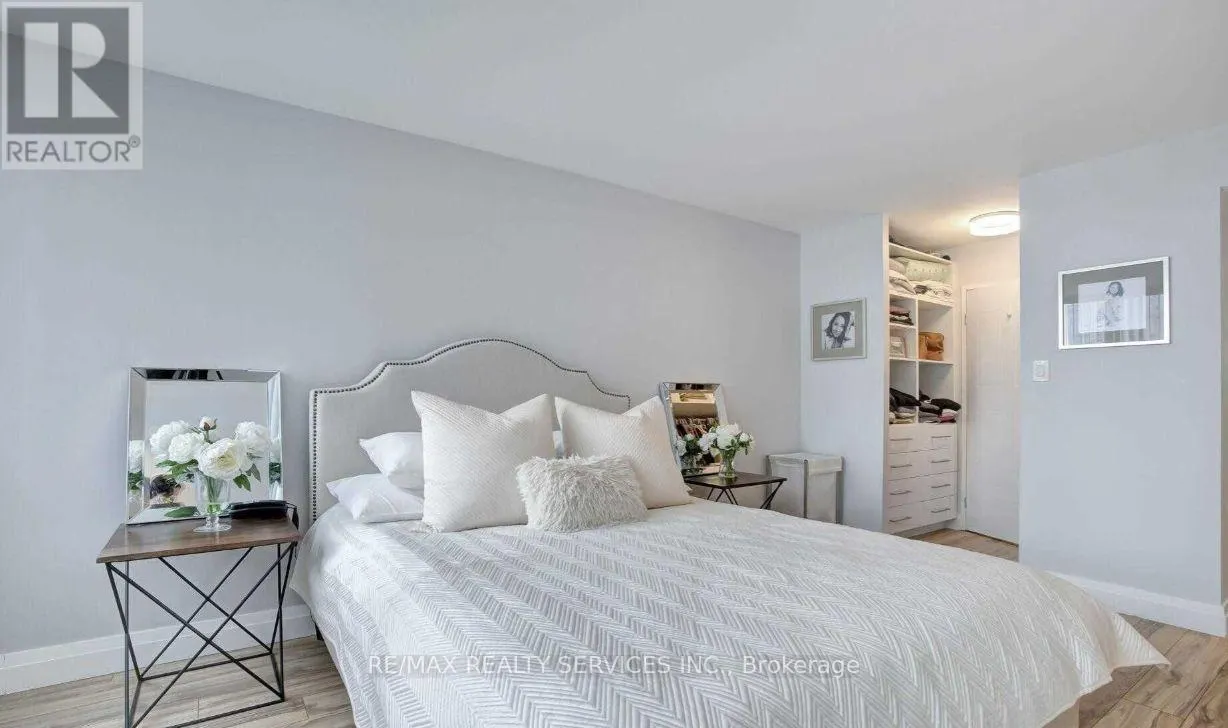 407 - 350 WEBB DRIVE
