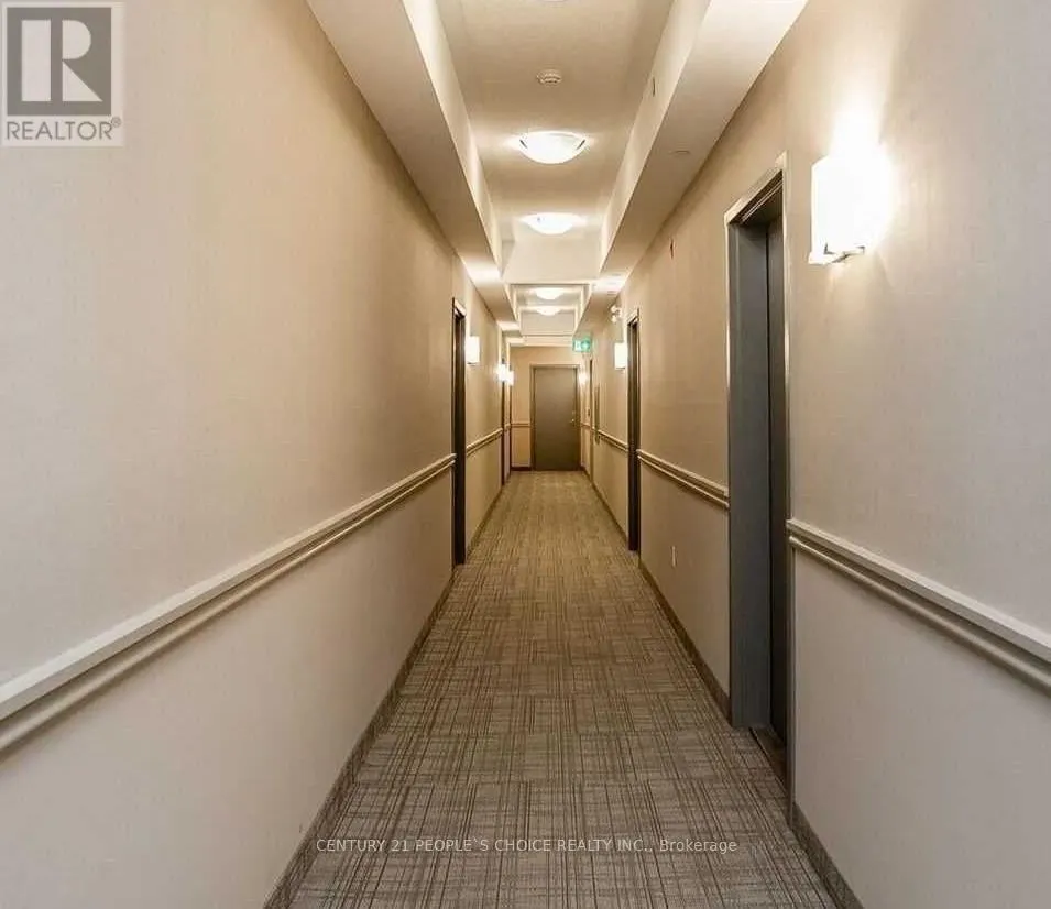309 - 54 SKY HARBOUR DRIVE