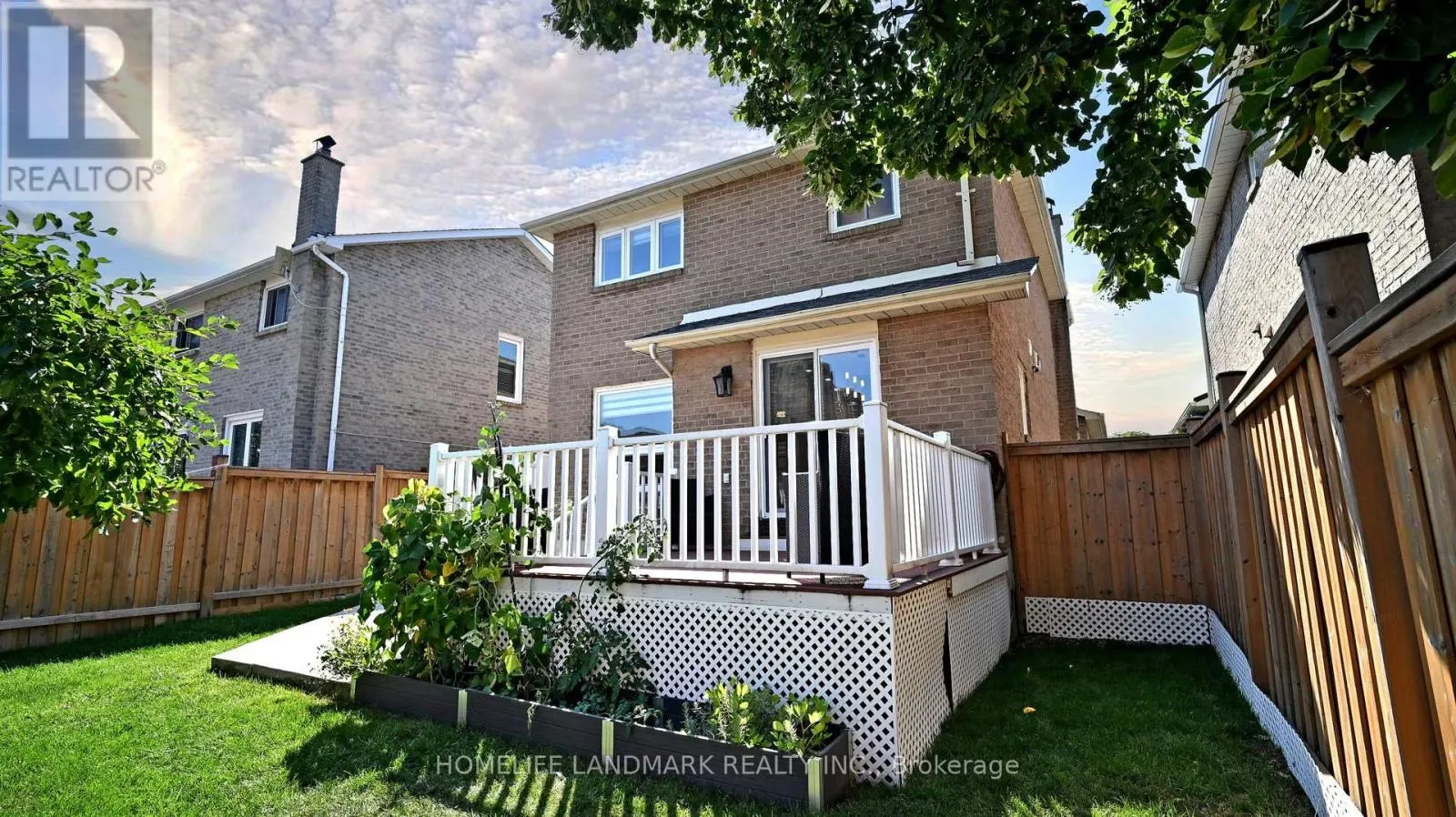 373 KINGSBRIDGE GARDEN CIRCLE