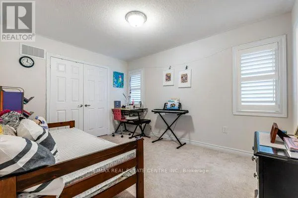 50 ROYAL FERN CRESCENT