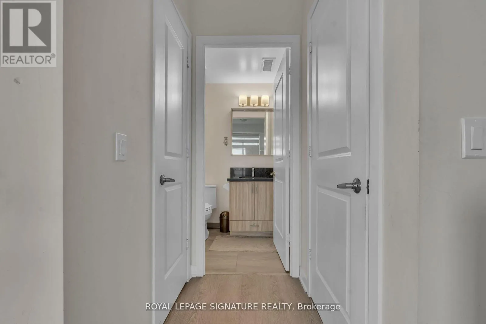 1602 - 4677 GLEN ERIN DRIVE