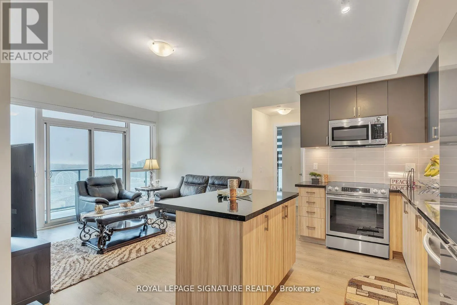 1602 - 4677 GLEN ERIN DRIVE
