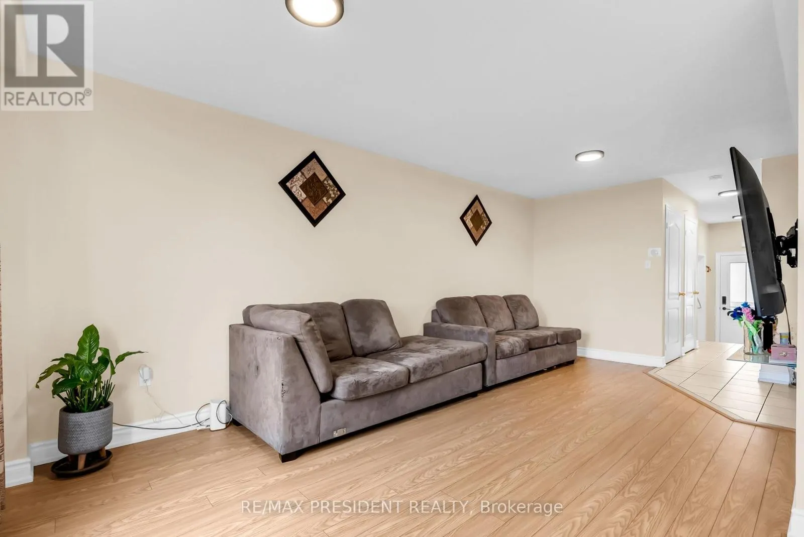 3152 ANGEL PASS DRIVE