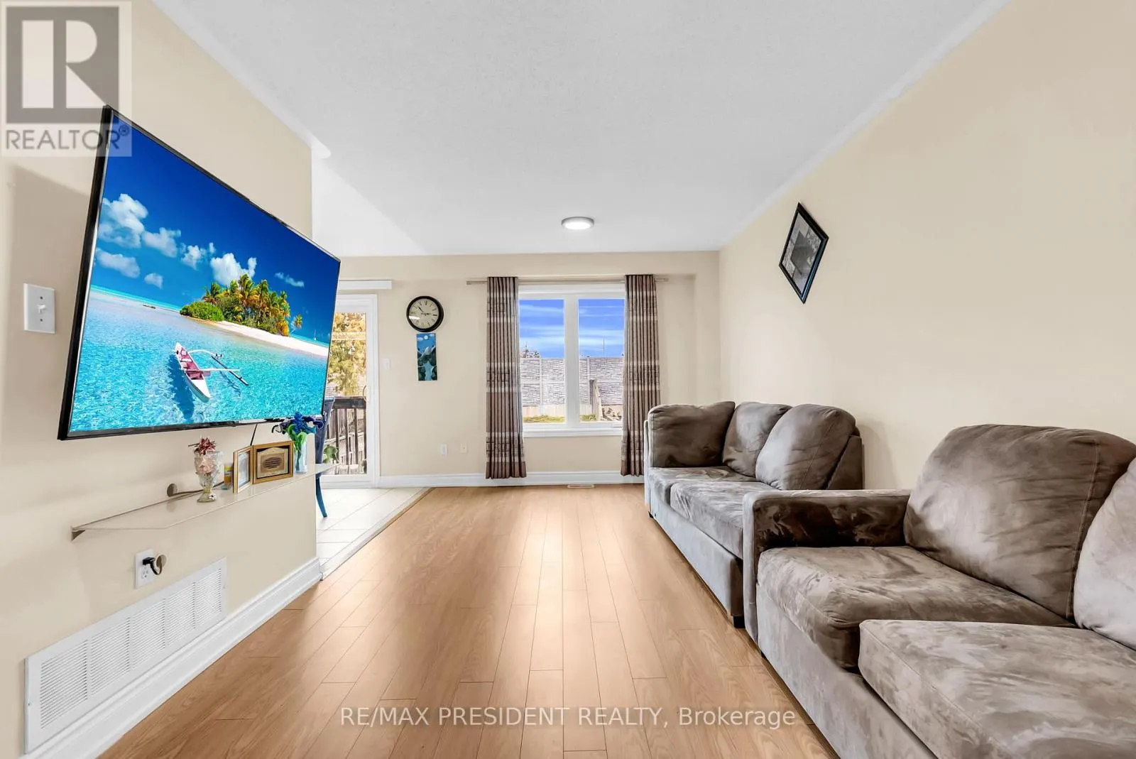 3152 ANGEL PASS DRIVE