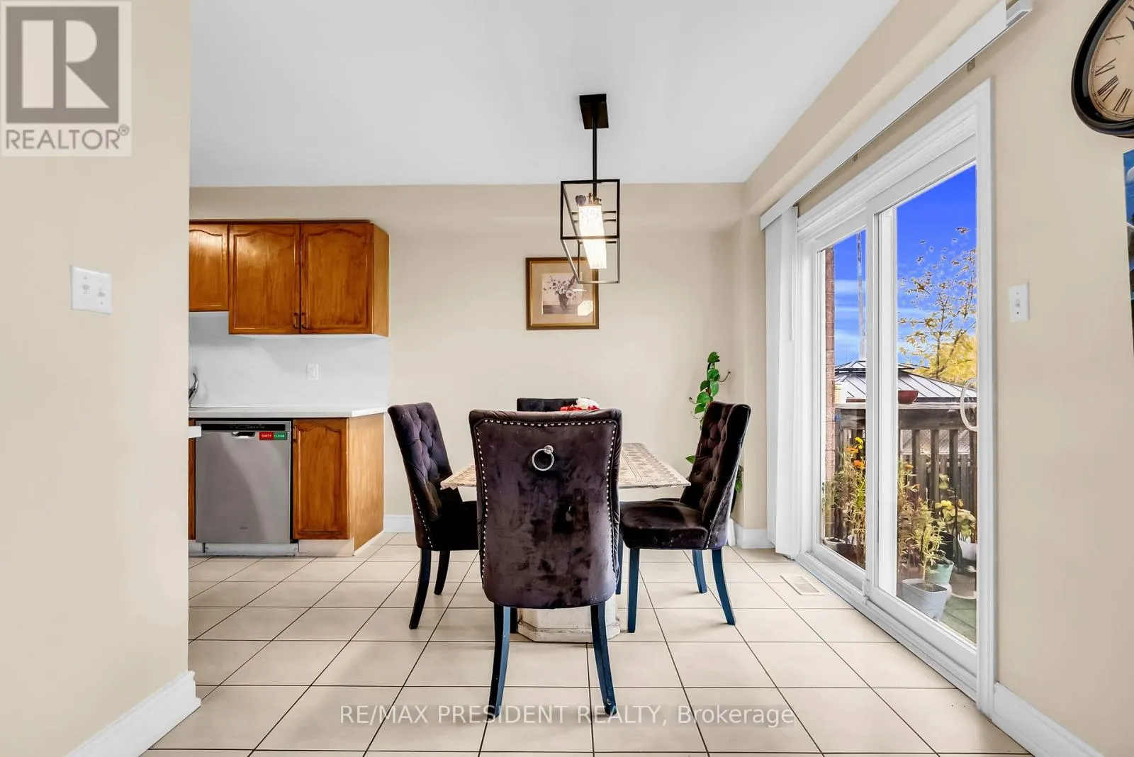 3152 ANGEL PASS DRIVE