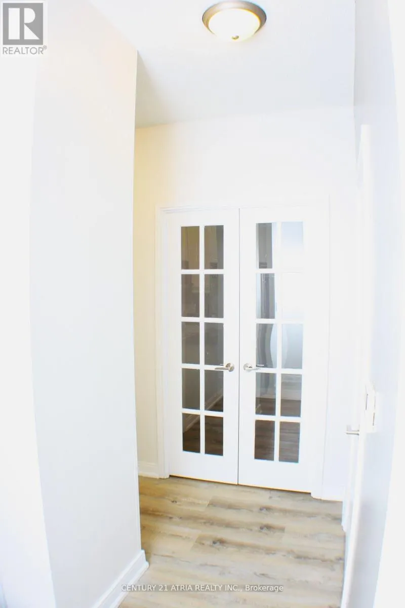 3010 - 80 ABSOLUTE AVENUE