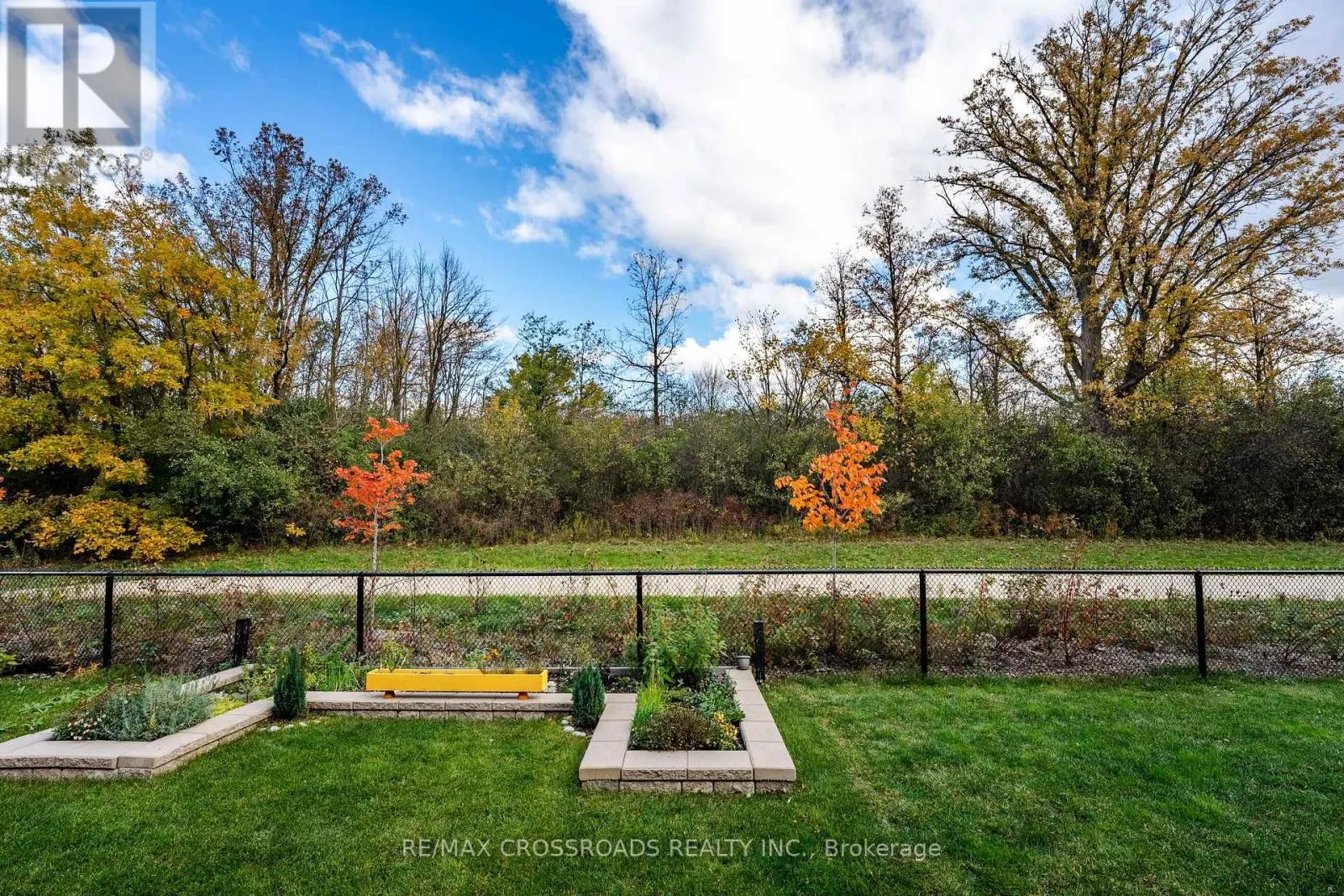 3333 MOCKINGBIRD COMMON E