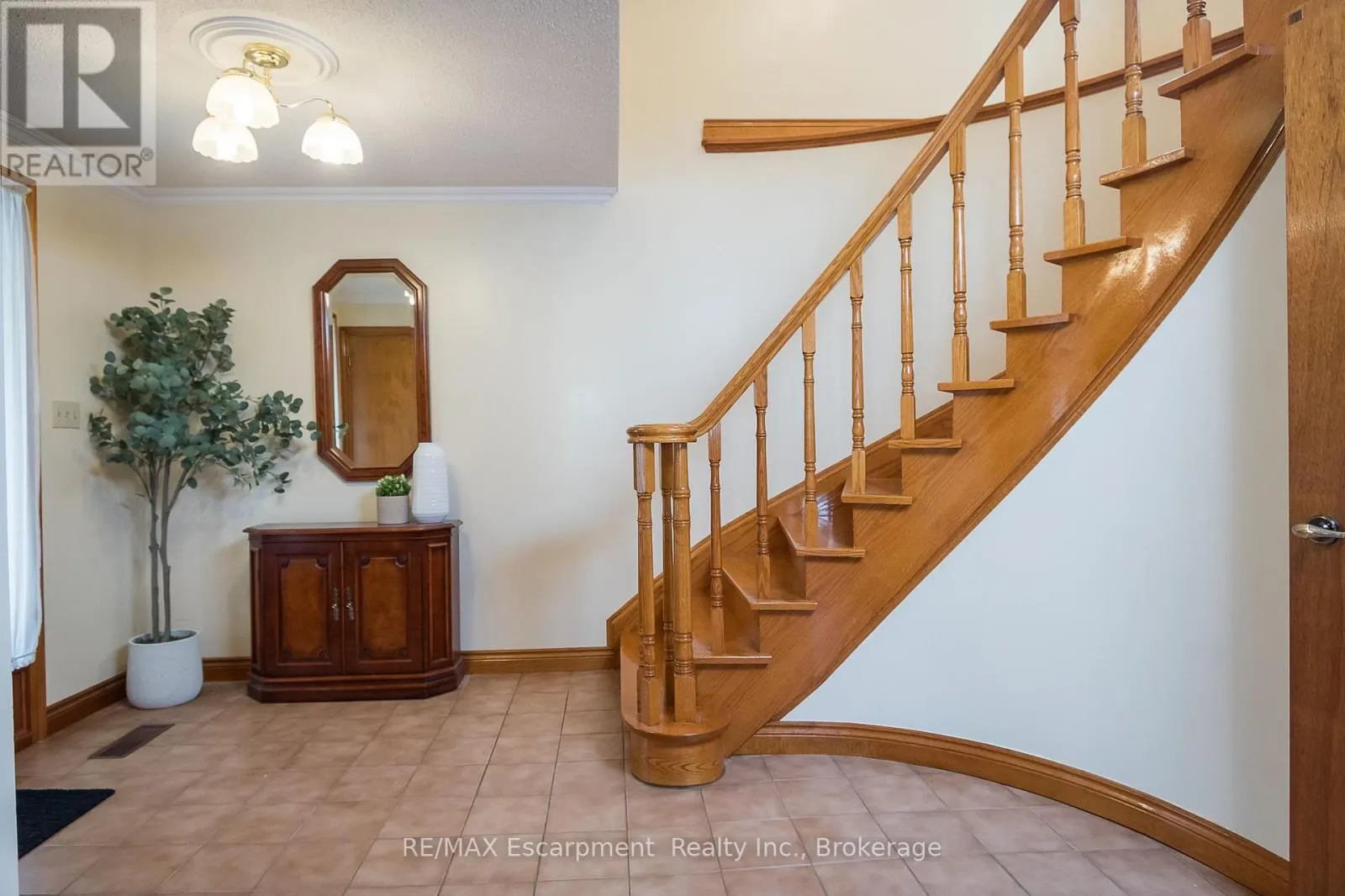 44 RIDGE ROAD