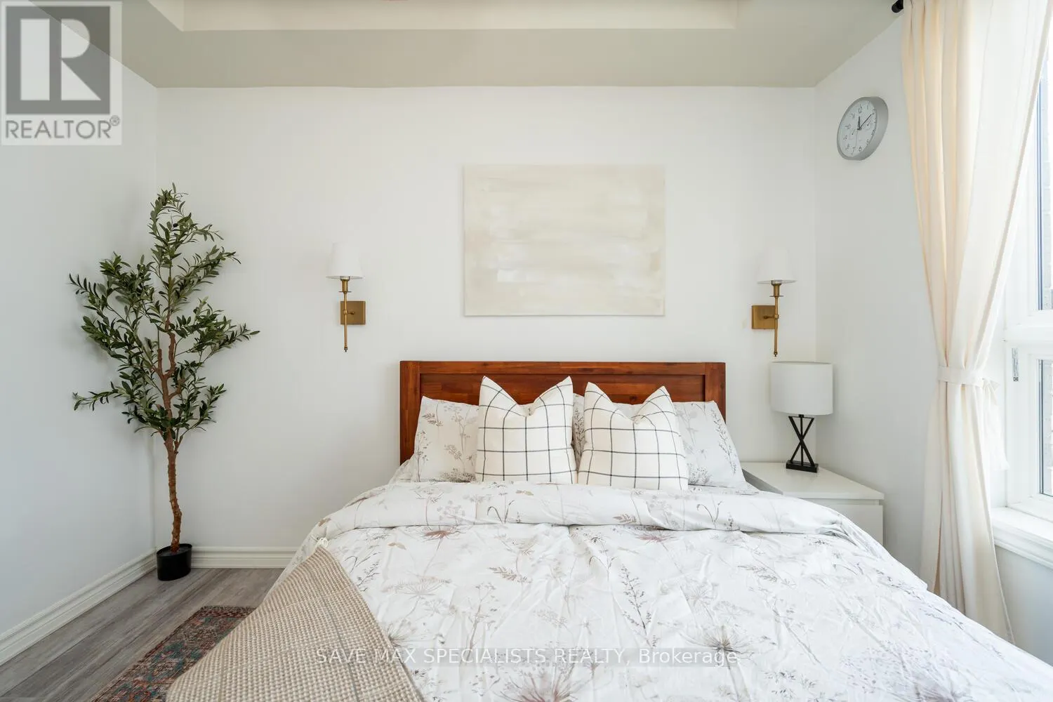 422 - 640 SAUVE STREET