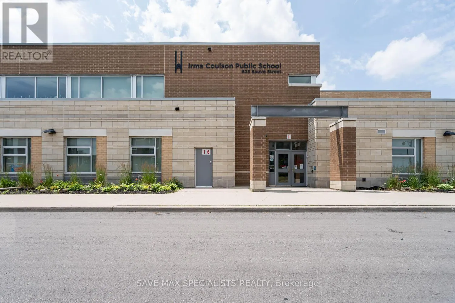 422 - 640 SAUVE STREET