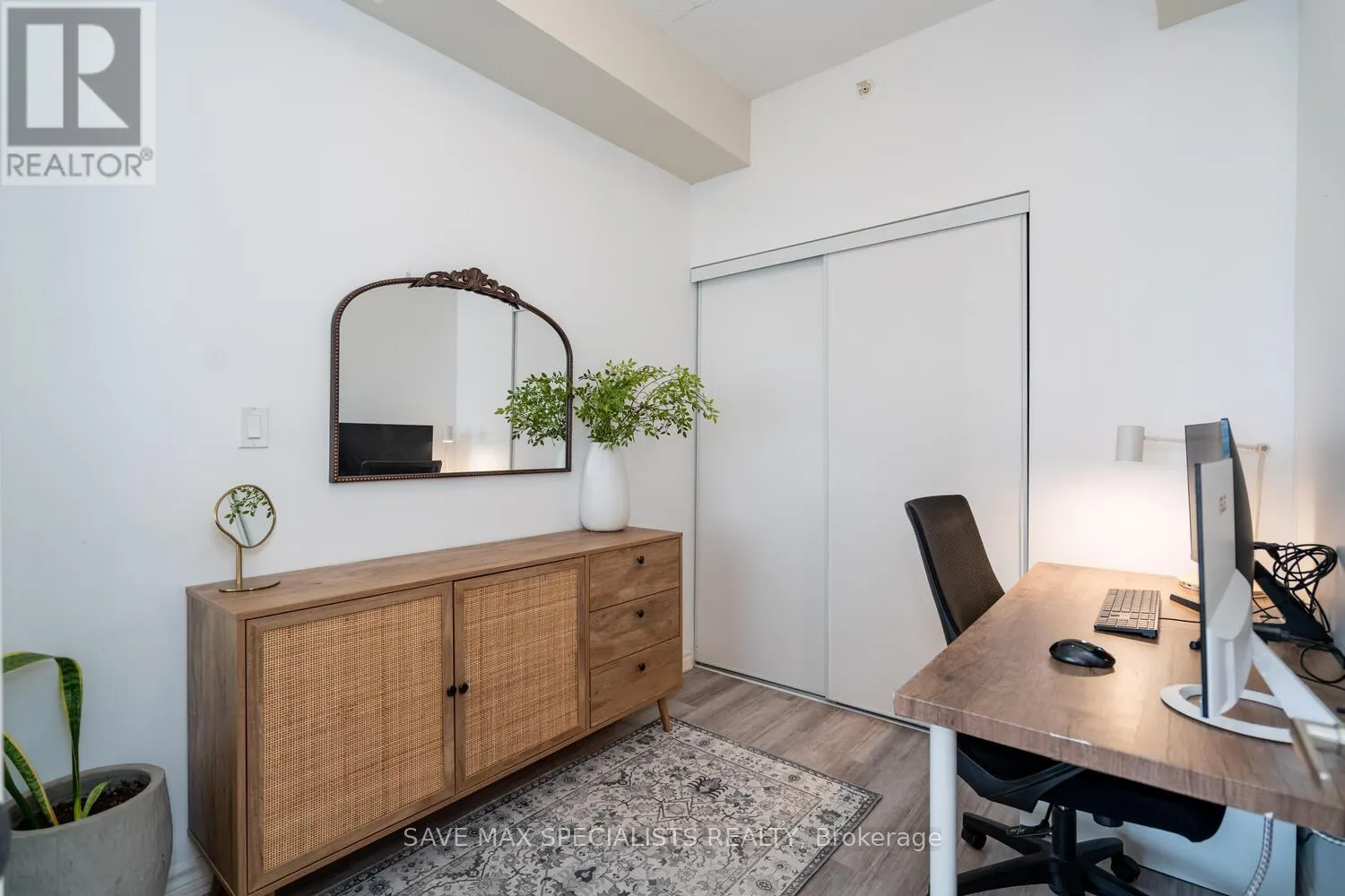 422 - 640 SAUVE STREET