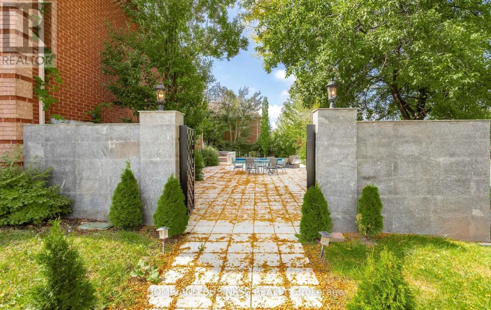 2192 OAKMEAD BOULEVARD