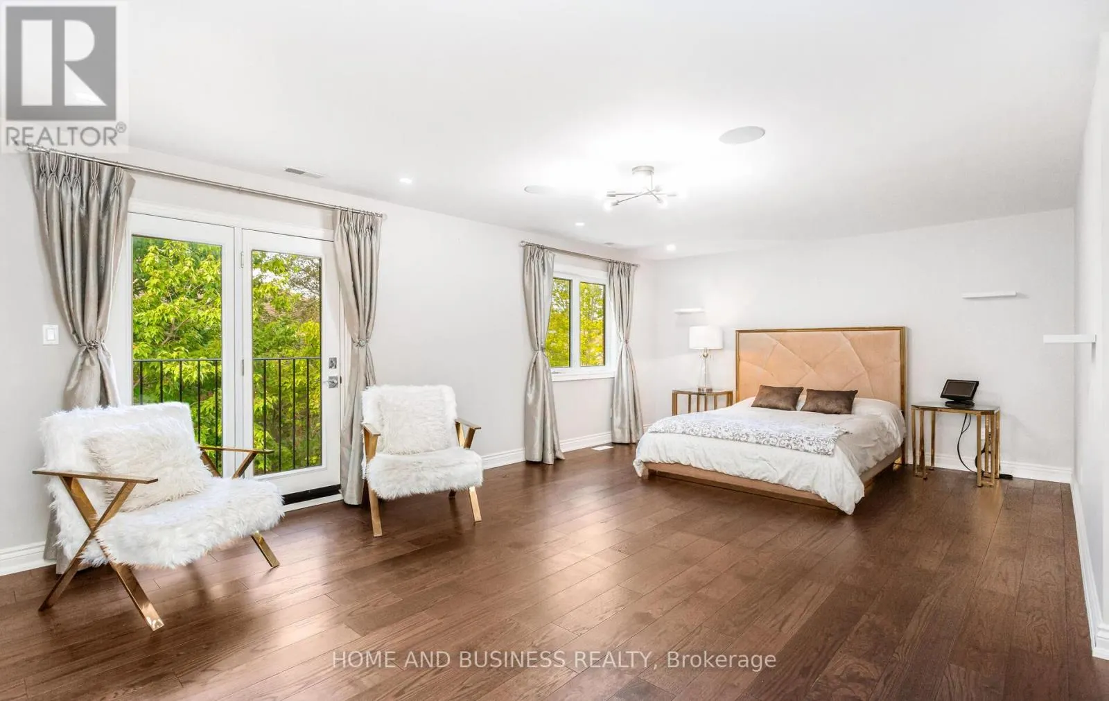 2192 OAKMEAD BOULEVARD