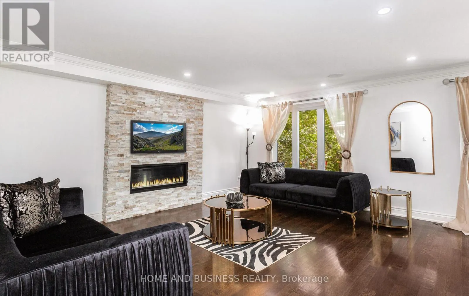 2192 OAKMEAD BOULEVARD