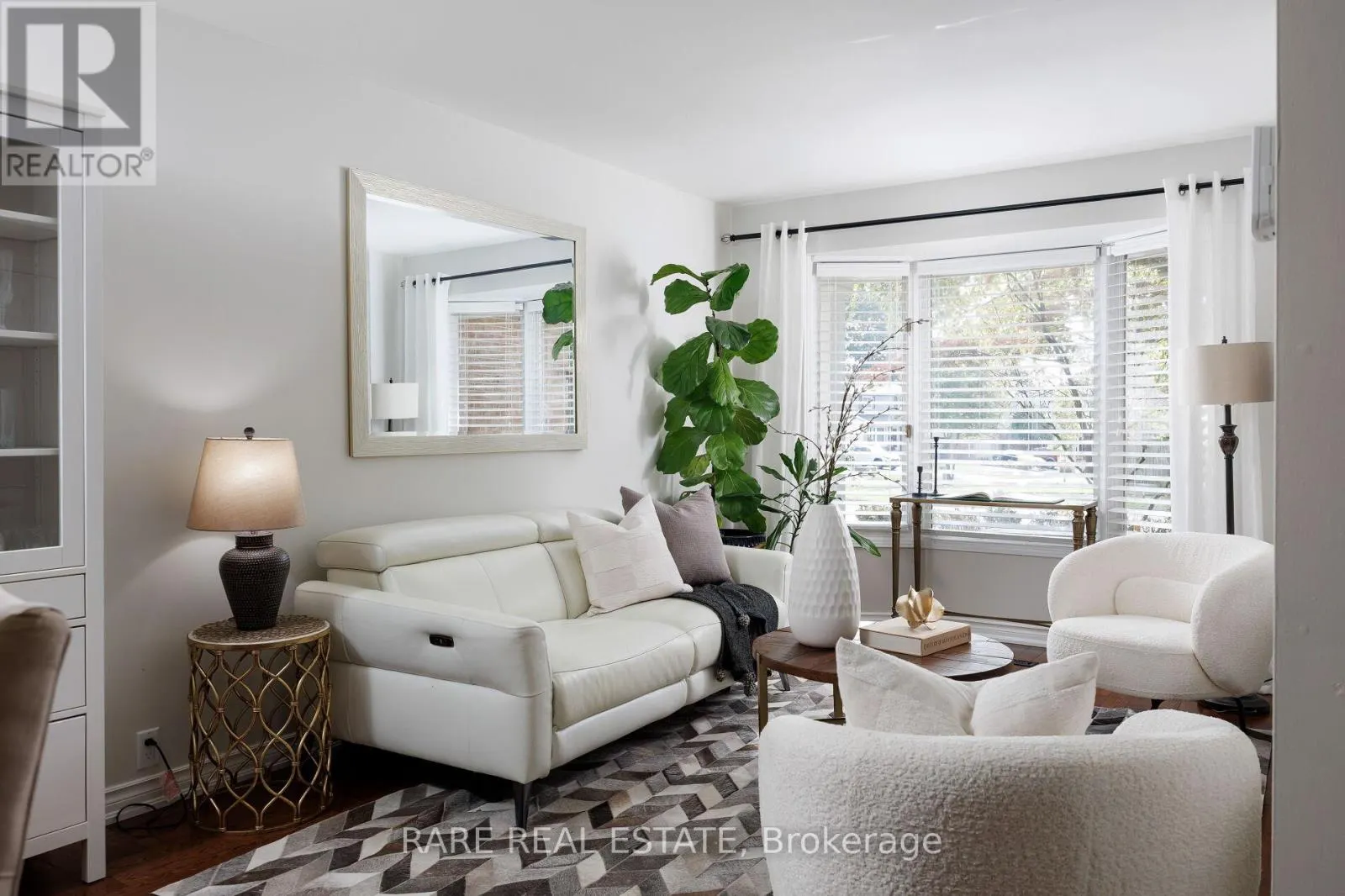 3242 GREENBOUGH CRESCENT