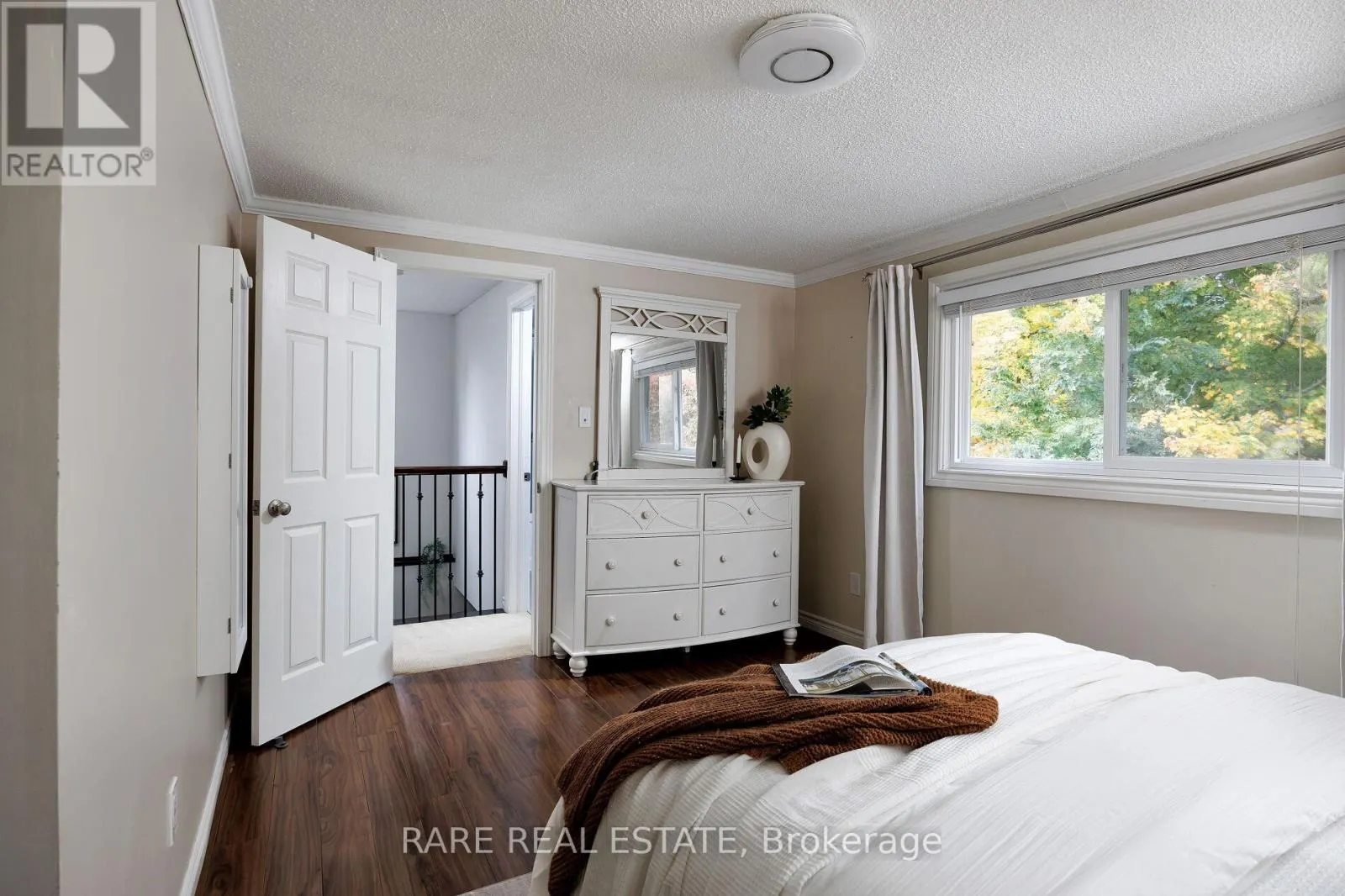 3242 GREENBOUGH CRESCENT
