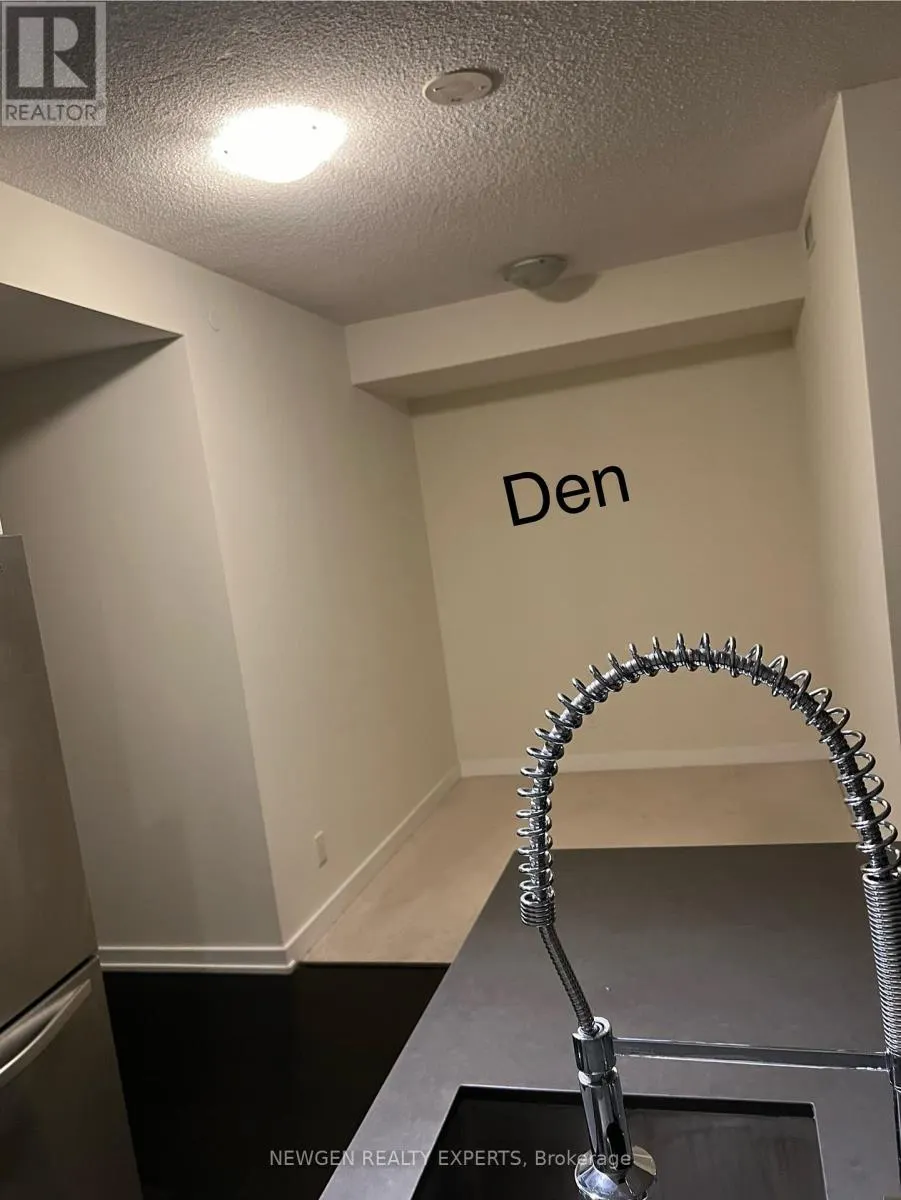 906 - 4011 BRICKSTONE MEWS