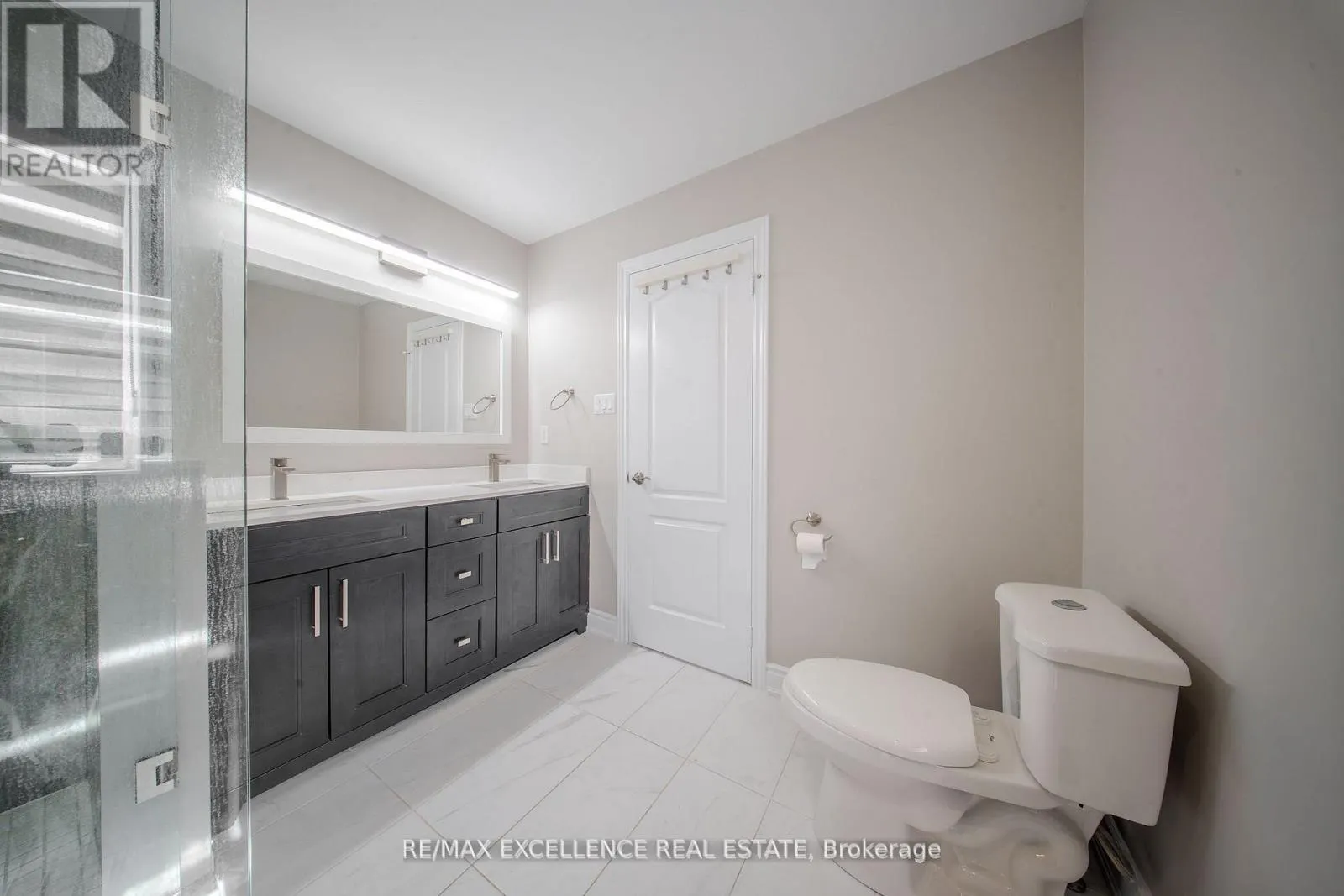 111 RIVER ROCK CRESCENT