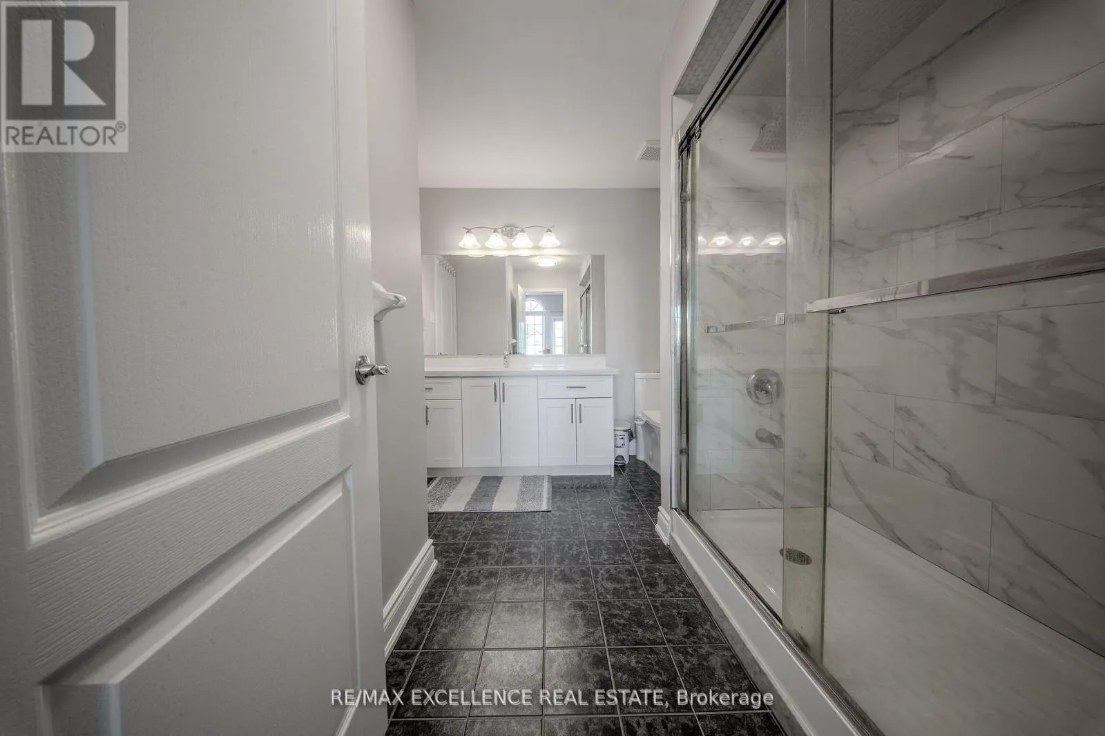 111 RIVER ROCK CRESCENT