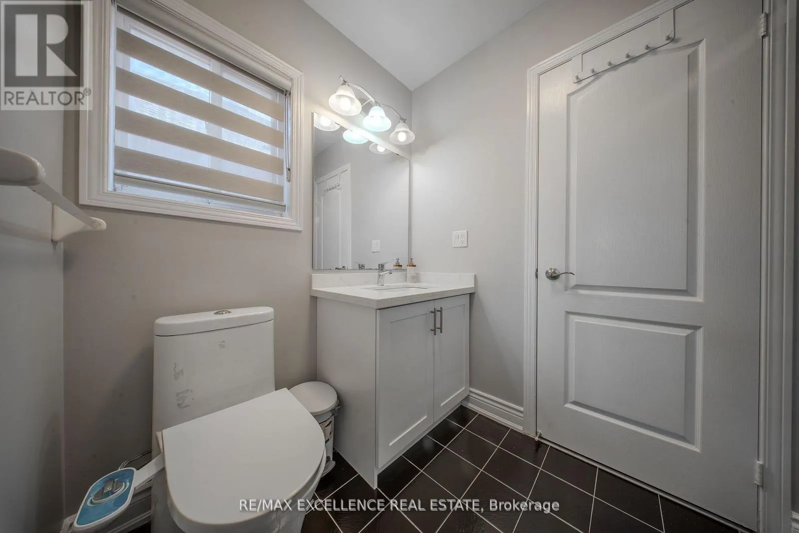 111 RIVER ROCK CRESCENT