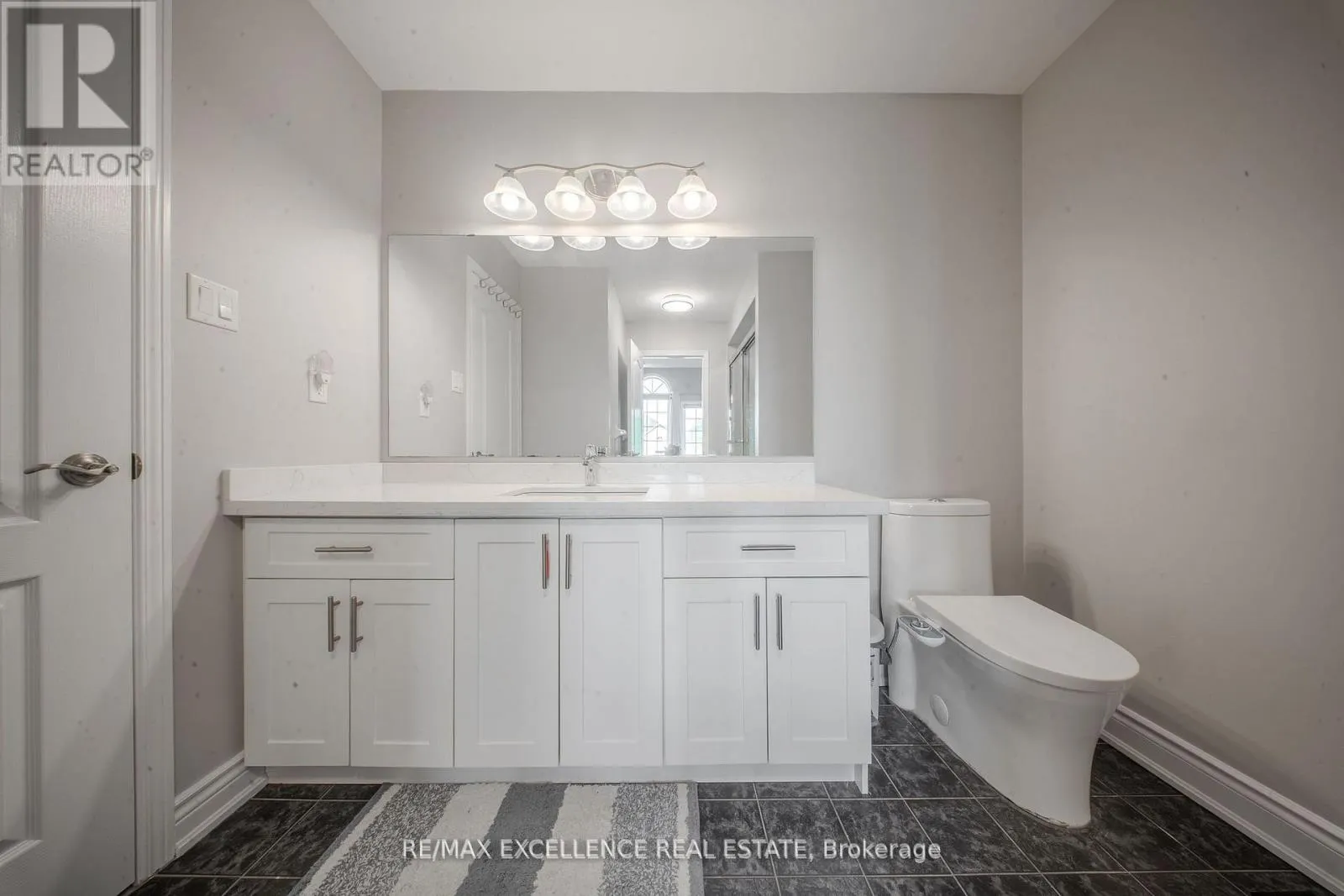 111 RIVER ROCK CRESCENT