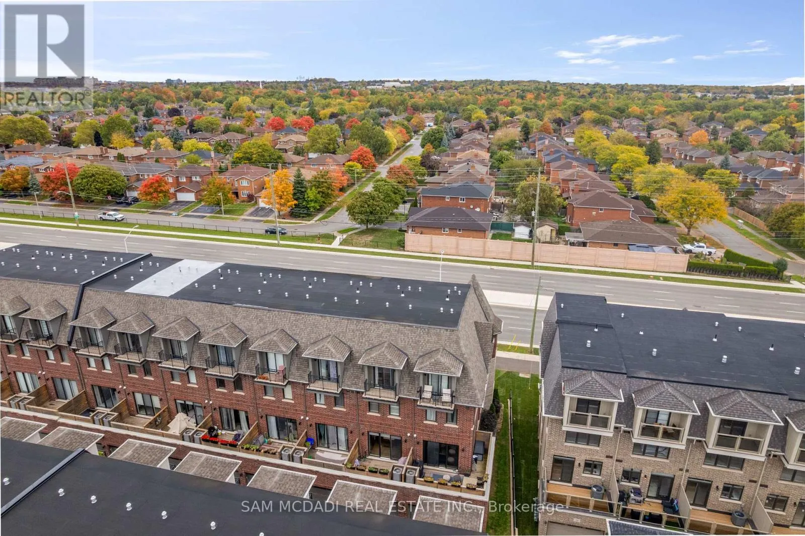 2 - 2160 TRAFALGAR ROAD