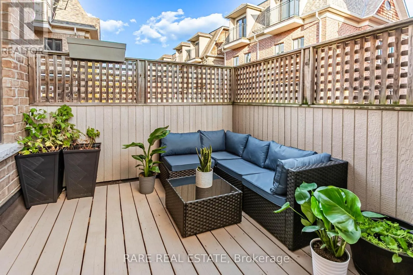 114 - 1812 BURNHAMTHORPE ROAD E