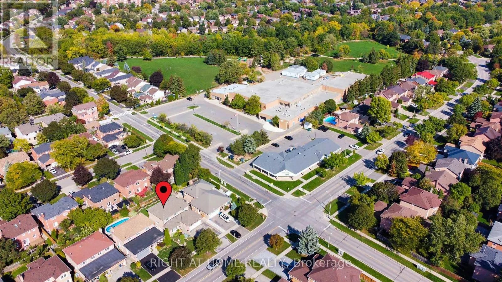 223 RIVER OAKS BOULEVARD W