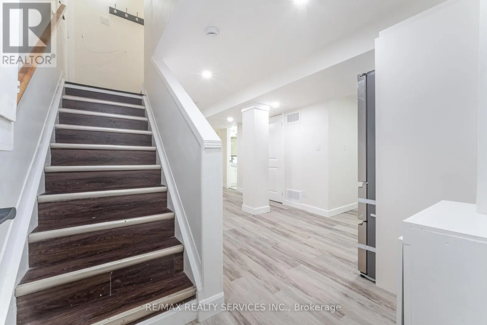 96 TOBA CRESCENT