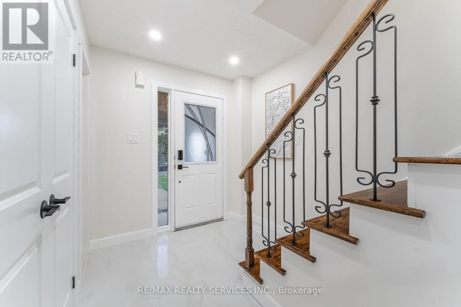 96 TOBA CRESCENT