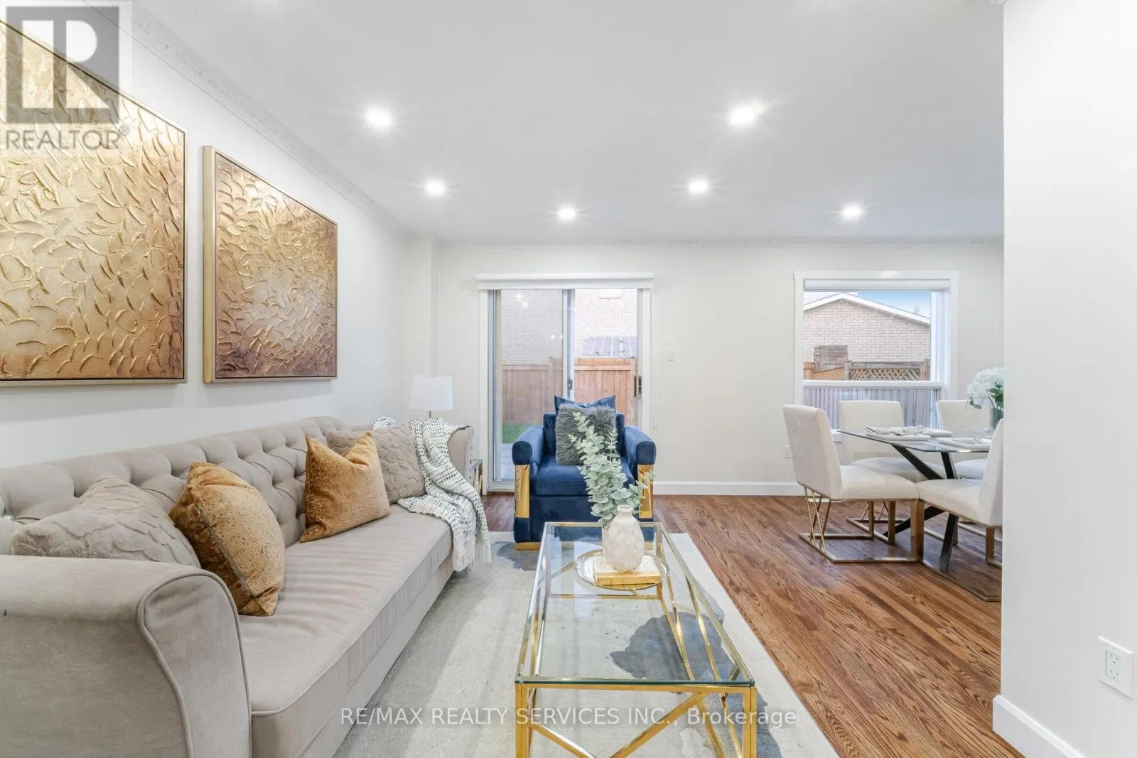 96 TOBA CRESCENT