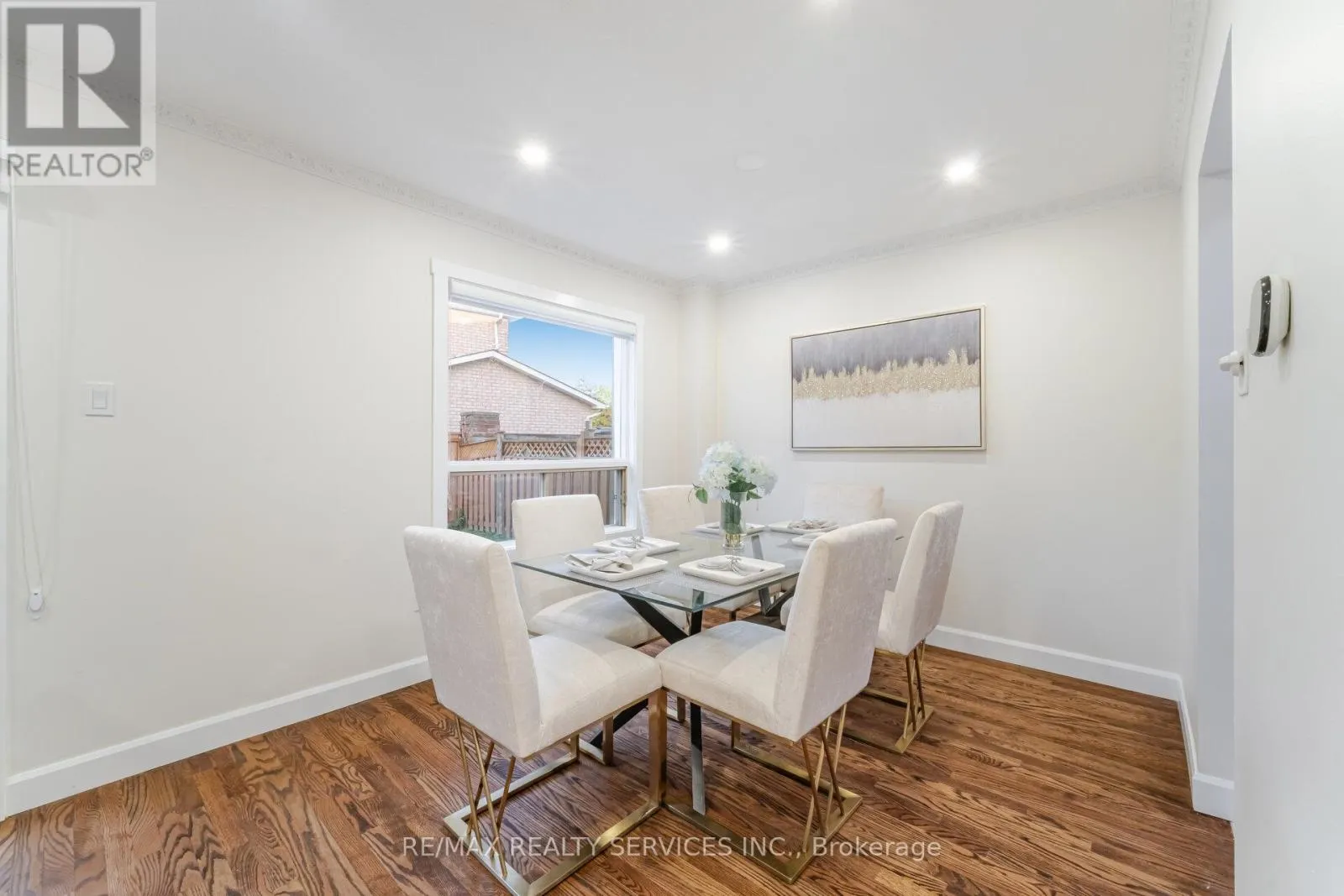 96 TOBA CRESCENT