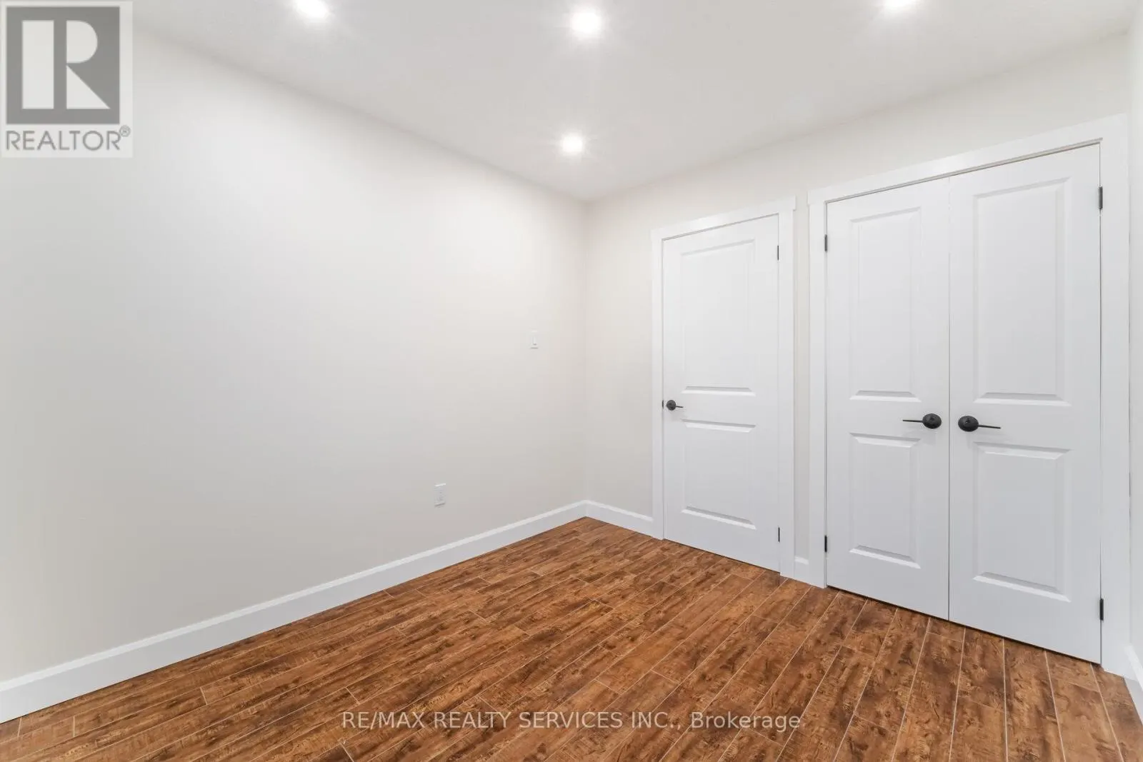 96 TOBA CRESCENT