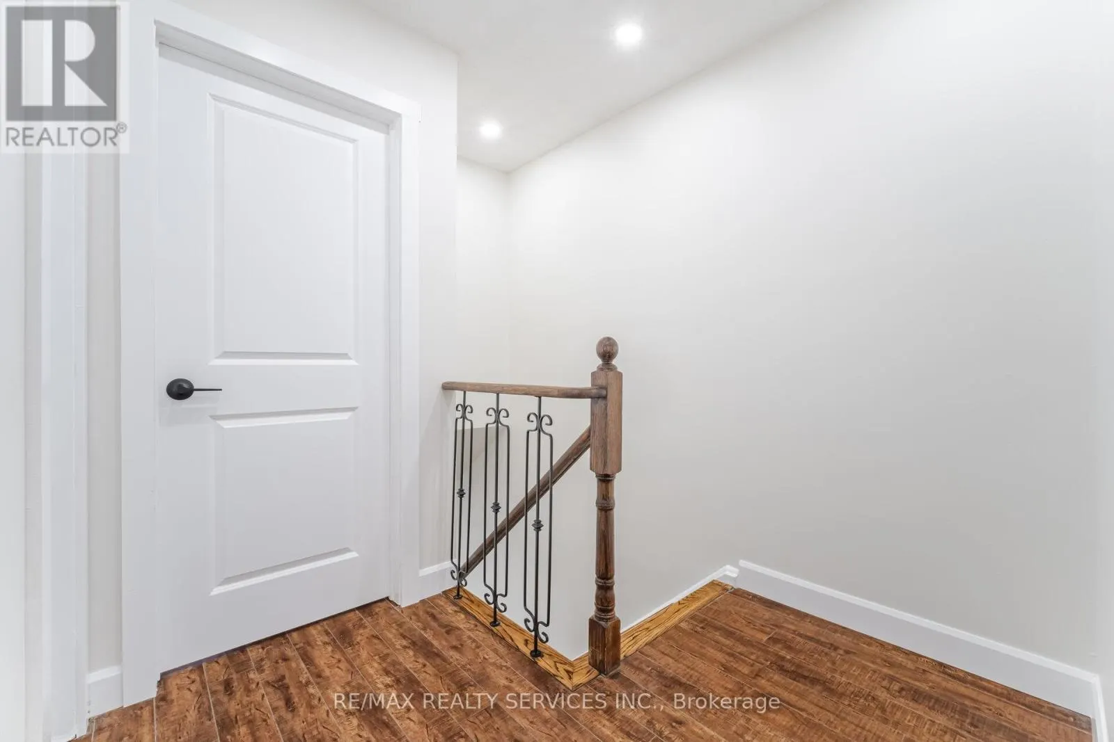 96 TOBA CRESCENT