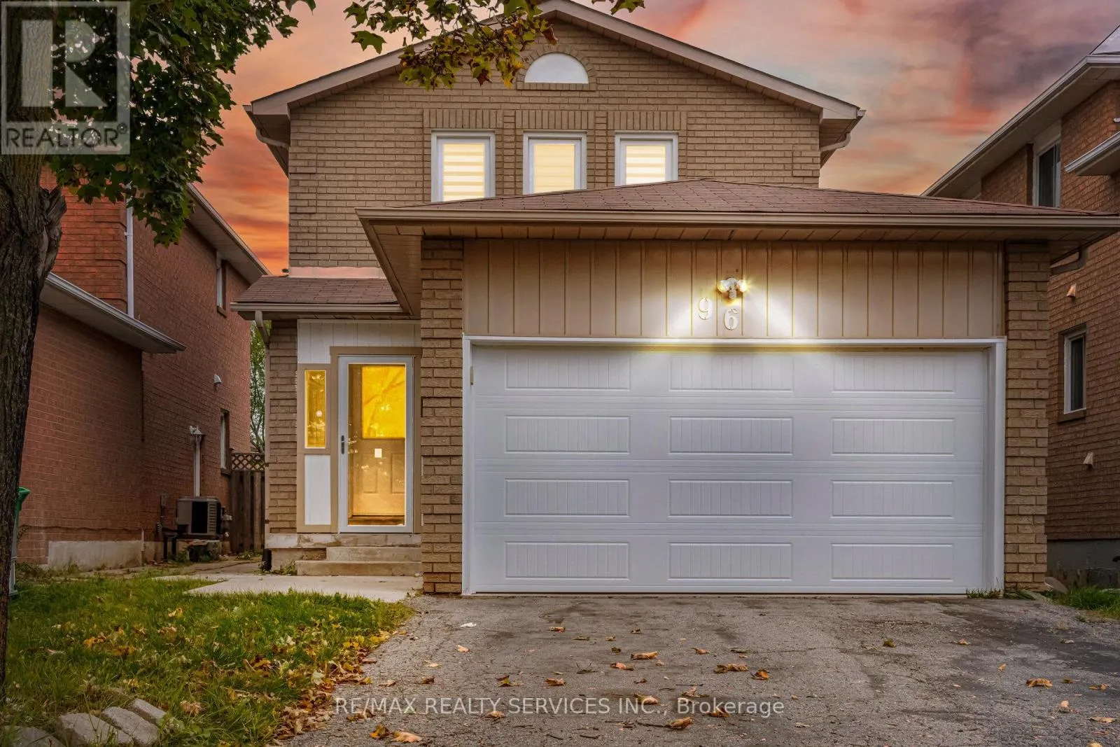 96 TOBA CRESCENT