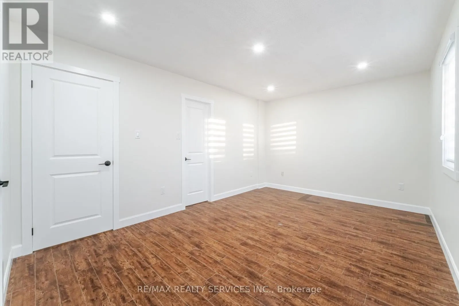 96 TOBA CRESCENT