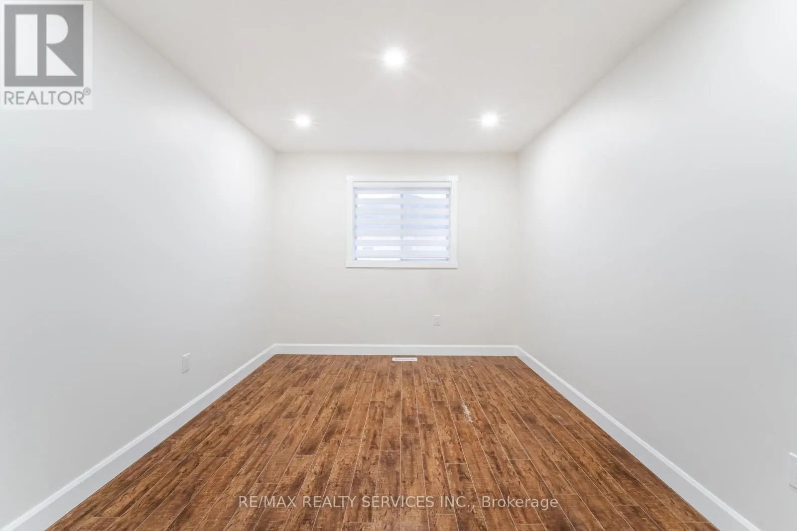 96 TOBA CRESCENT