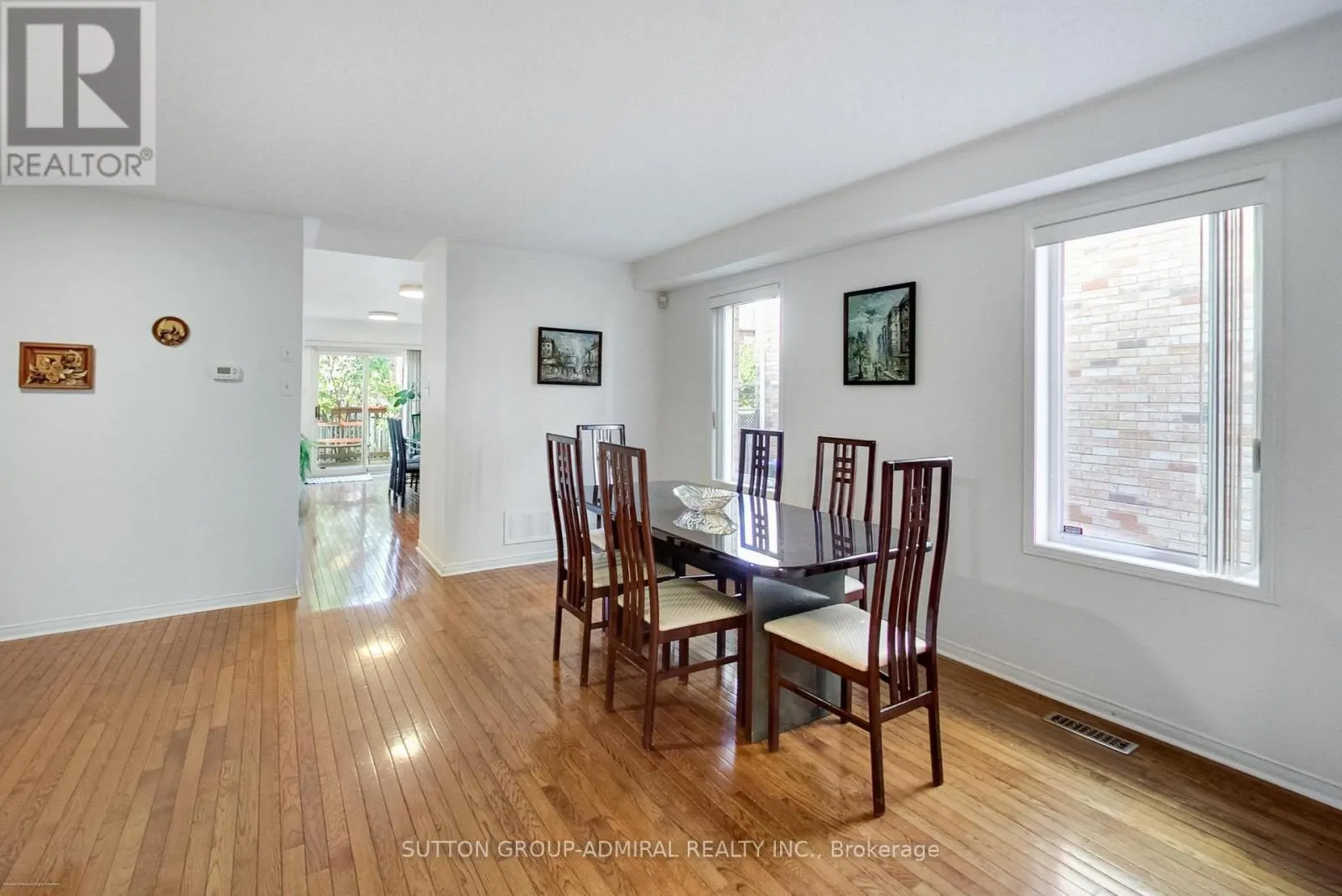 429 STONETREE COURT