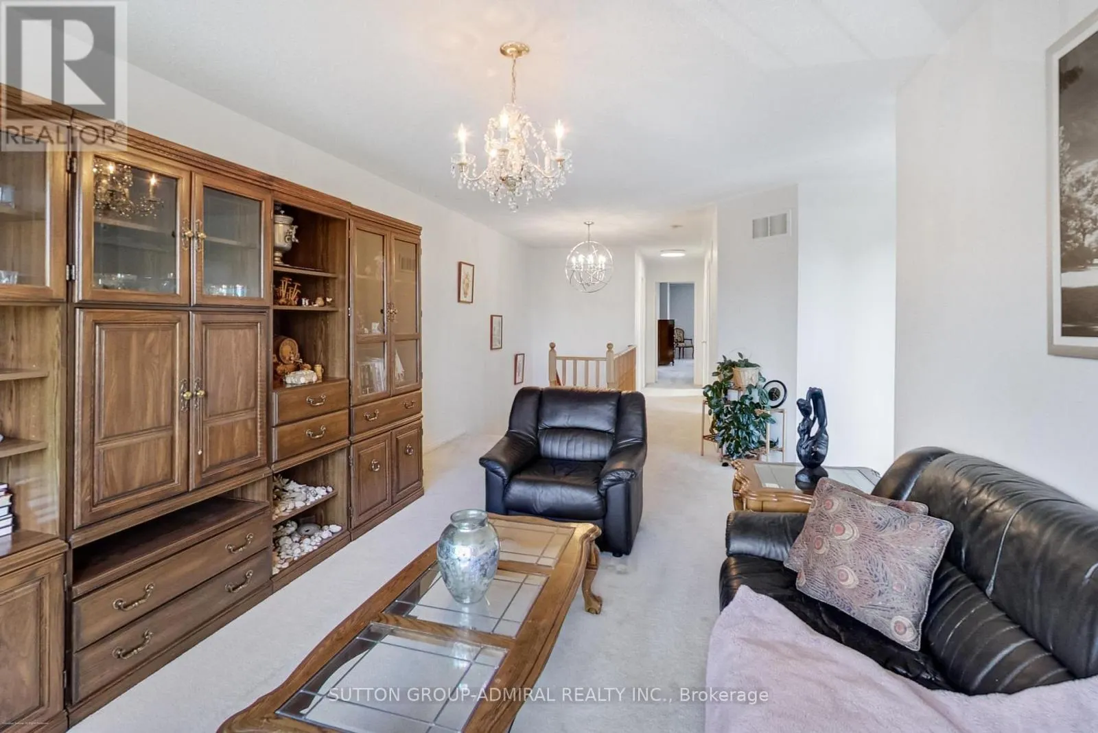 429 STONETREE COURT
