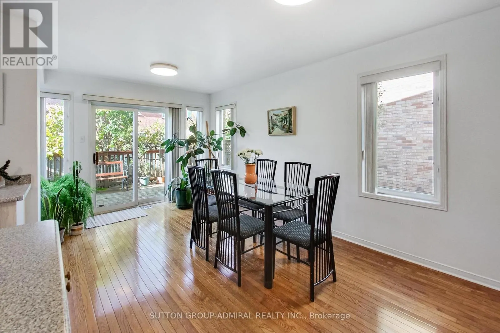 429 STONETREE COURT