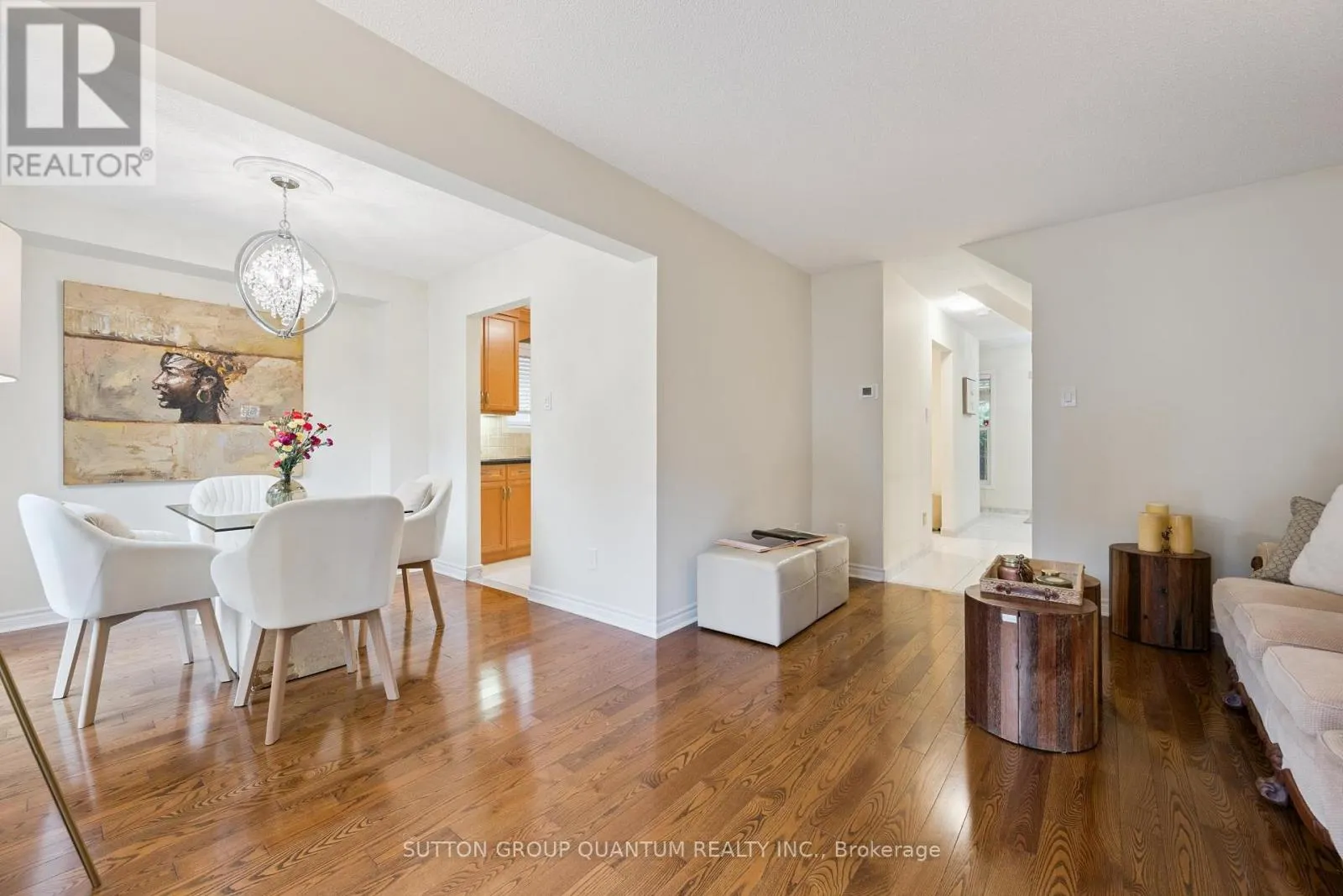 467 PETAWAWA CRESCENT